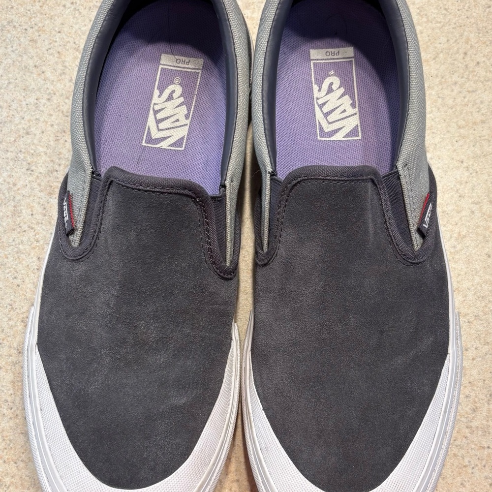 Vans Men's Charcoal two toned suede shoes